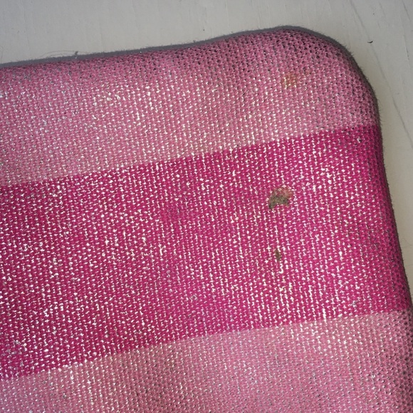 Victoria’s Secret Cosmetic Bag - Picture 4 of 5